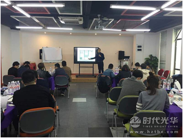 時代光華，譚俊峰，團隊建設，營銷策略