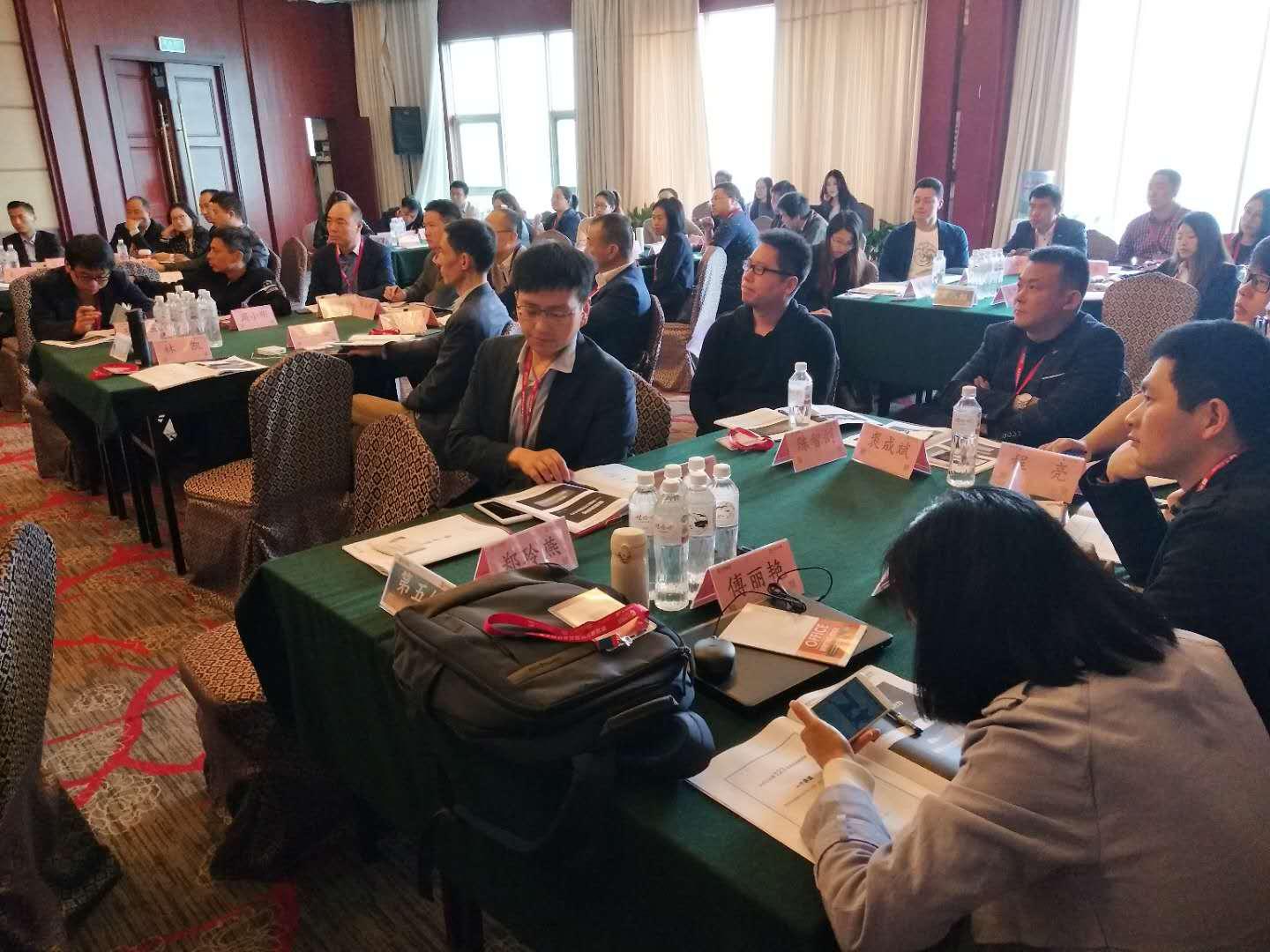 兩天的課程分享在學員們的一篇掌聲中結束了，學員們紛紛表示這次的課程，他們深受啟發，不僅在自身的專業上取得了很大的突破性認知，也在職場問題上得到了一定的解決，最后還表示期待下一次的課程分享。